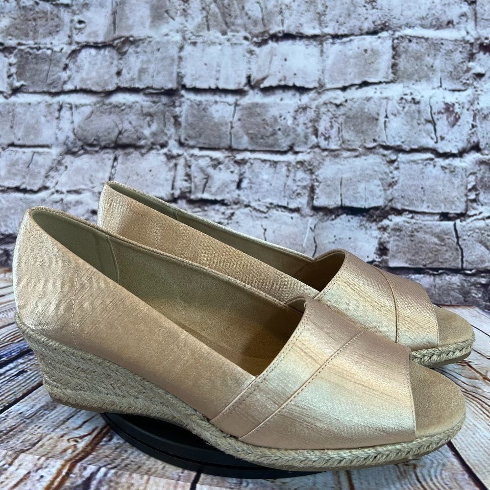 Easy Street Women's Champaign Fabric Open Toe Slip On Jute Wedges Size 9 M